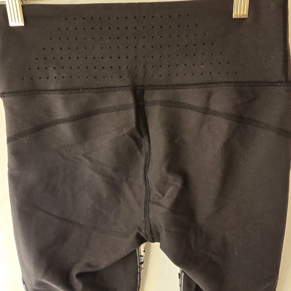 Athleta women S printed stealth tru-cool capri leggings athletic wear high rise, - Picture 9 of 12